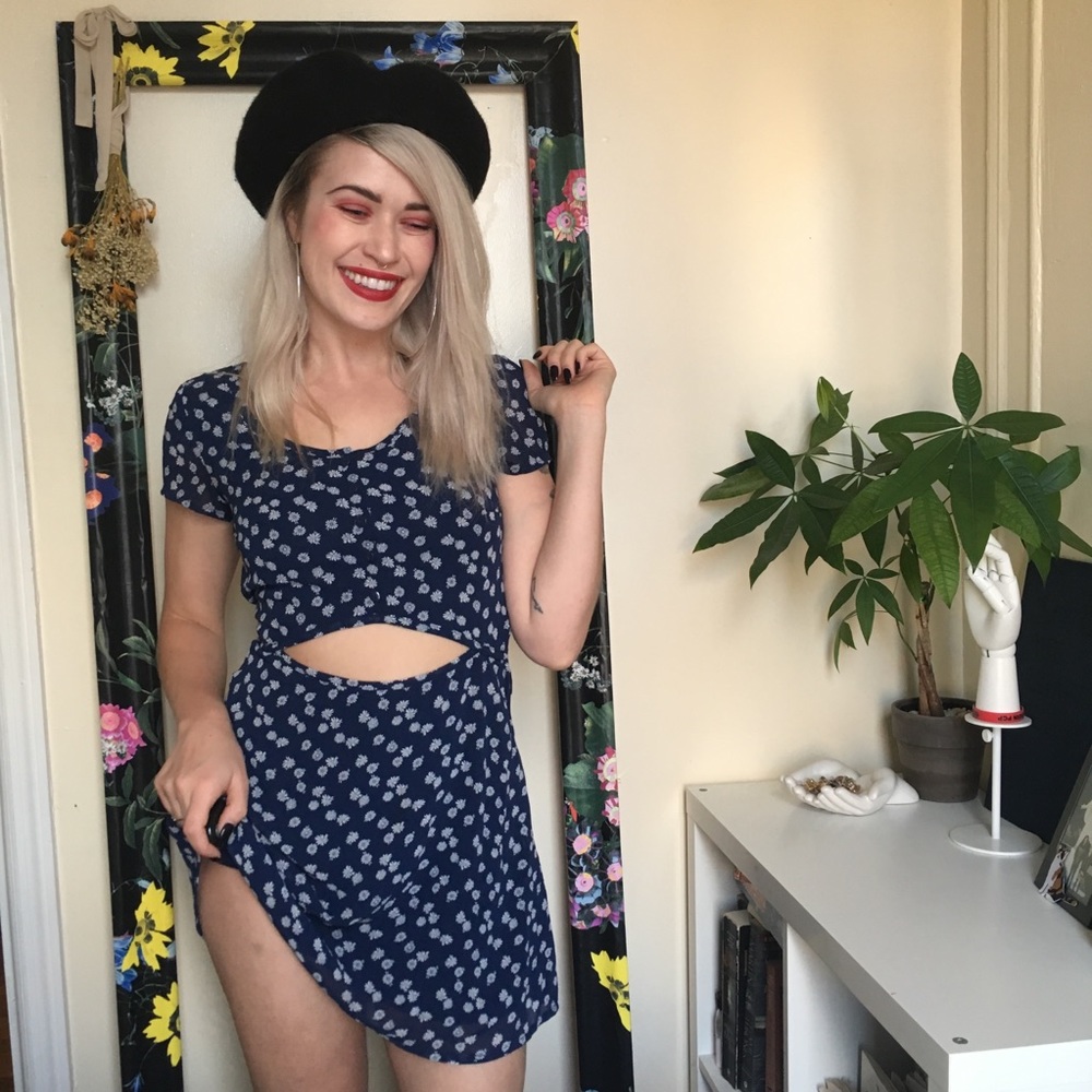 Cut Out Summer Dress 👗